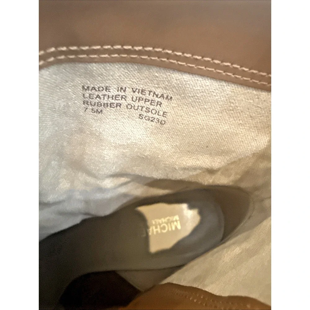 Michael Kors Parker LEATHER PLATFORM HEEL BOOTS Sz 7.5 Luggage Brown Bootie Shoe